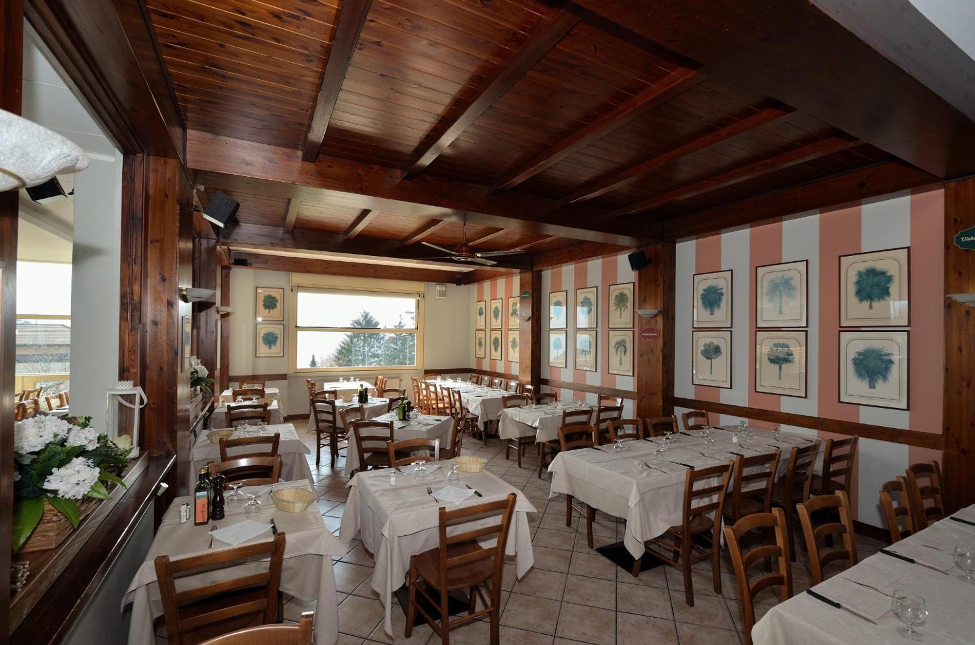 Albergo Della Torre Cernobbio Exteriör bild